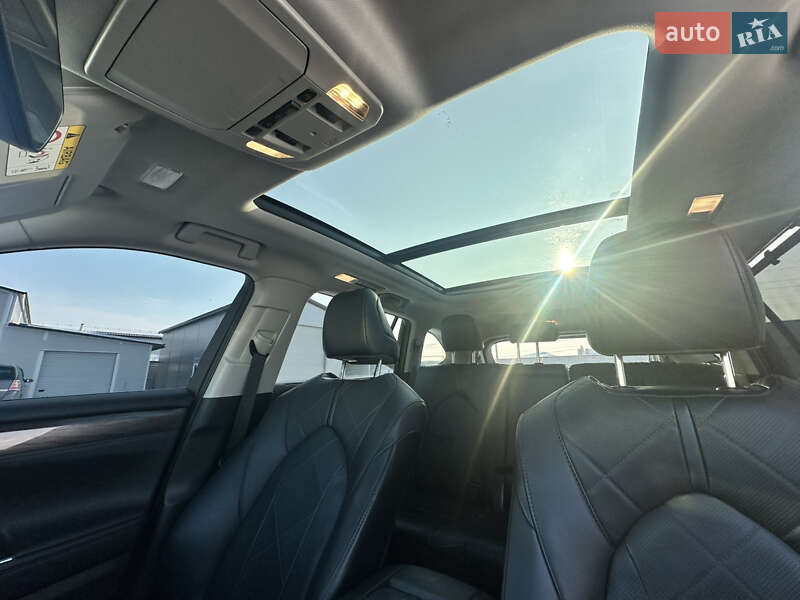 Внедорожник / Кроссовер Toyota Highlander 2021 в Гайсине