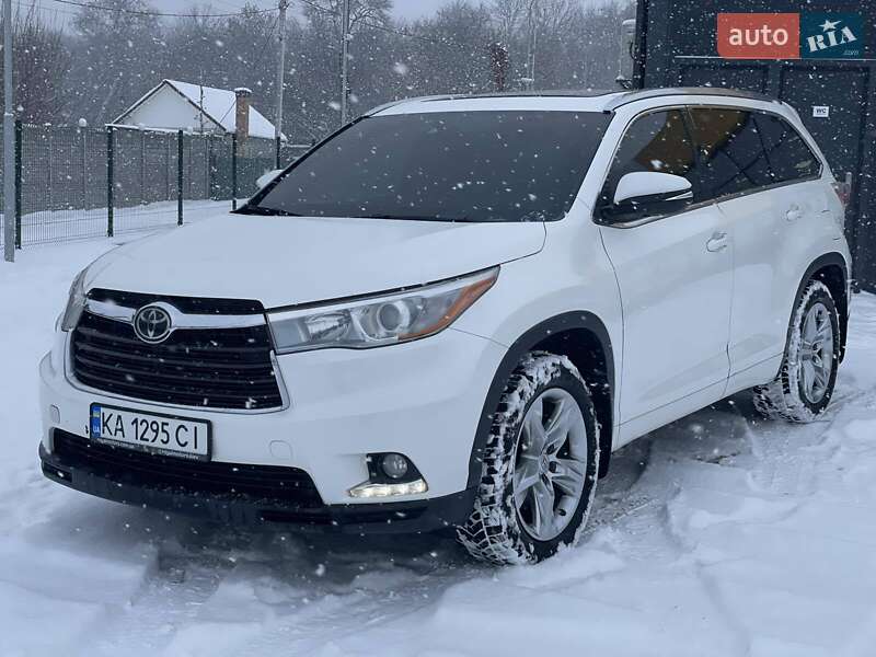 Внедорожник / Кроссовер Toyota Highlander 2015 в Днепре