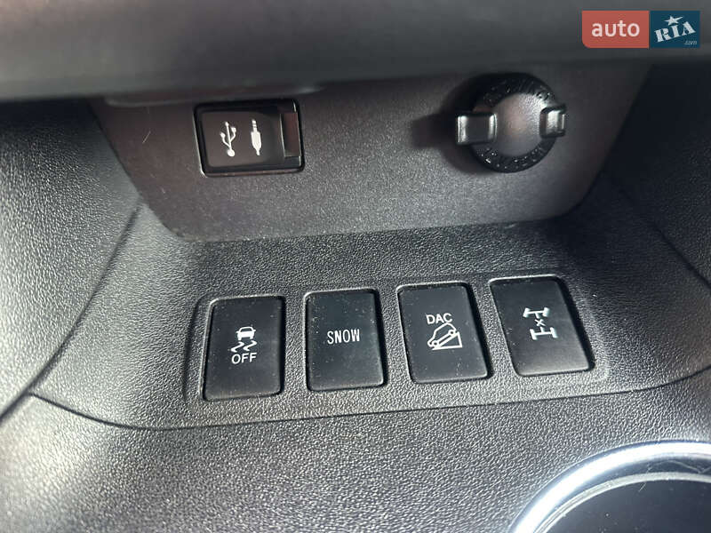 Внедорожник / Кроссовер Toyota Highlander 2014 в Киеве фото 21 Внедорожник / Кроссовер Toyota Highlander 2014 в Киеве