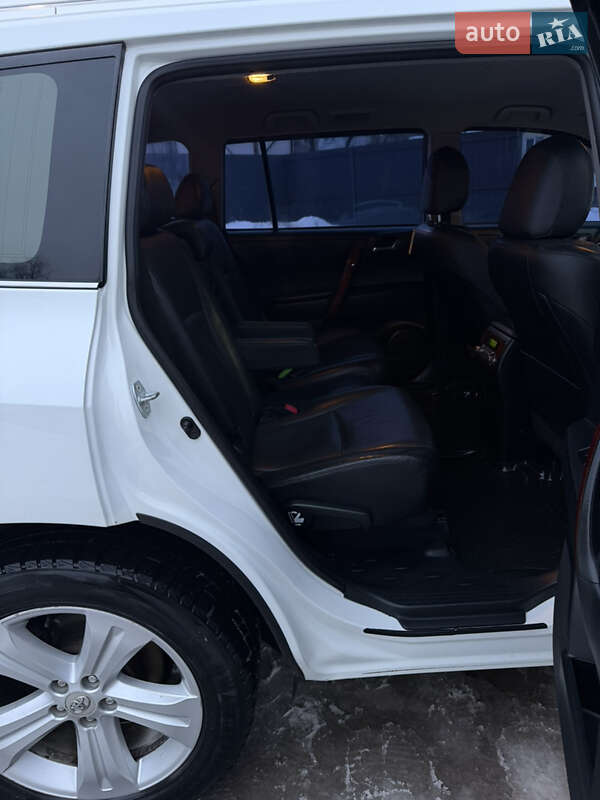 Внедорожник / Кроссовер Toyota Highlander 2011 в Тернополе фото 43 Внедорожник / Кроссовер Toyota Highlander 2011 в Тернополе