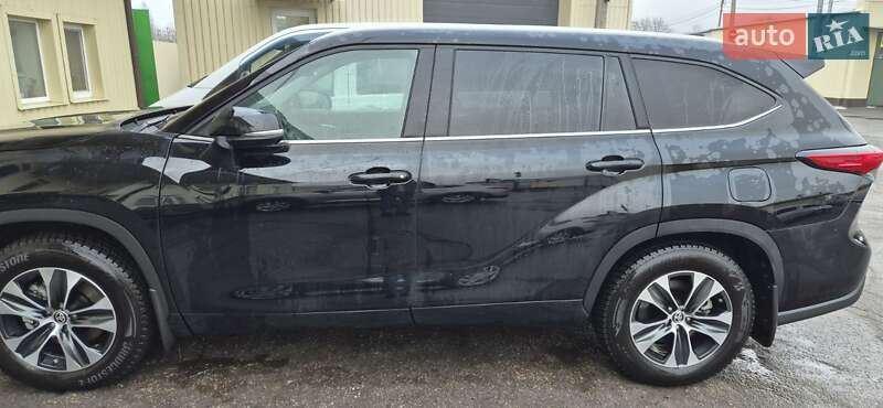 Внедорожник / Кроссовер Toyota Highlander 2022 в Кременчуге фото 4 Внедорожник / Кроссовер Toyota Highlander 2022 в Кременчуге