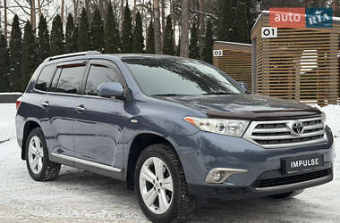 Позашляховик / Кросовер Toyota Highlander 2013 в Києві