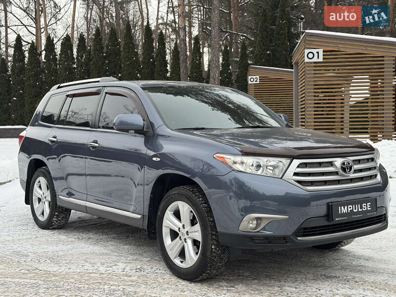 Toyota Highlander 2013