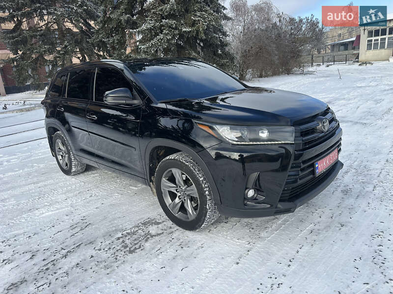 Внедорожник / Кроссовер Toyota Highlander 2019 в Харькове
