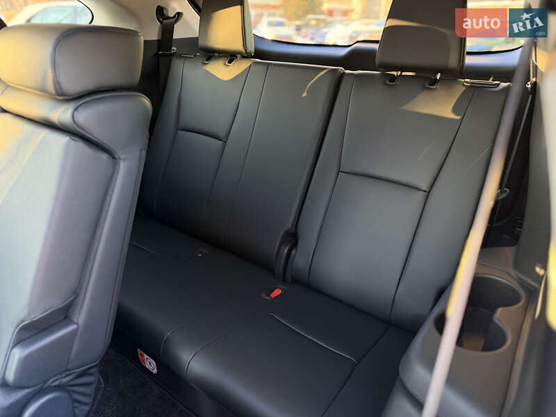 Внедорожник / Кроссовер Toyota Highlander 2024 в Киеве