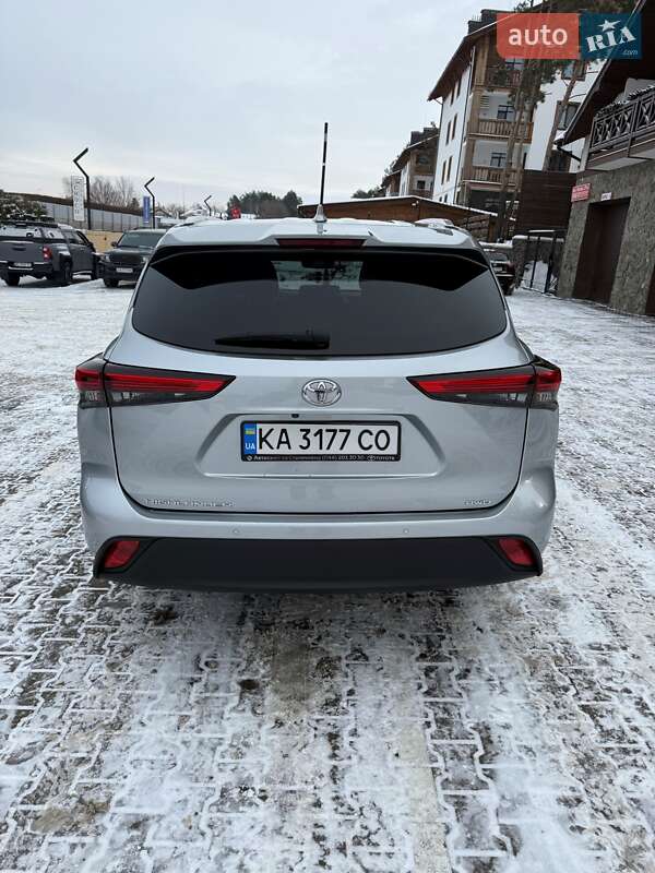 Внедорожник / Кроссовер Toyota Highlander 2020 в Киеве