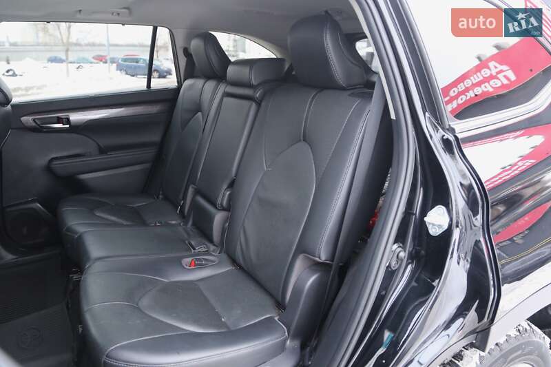 Внедорожник / Кроссовер Toyota Highlander 2021 в Киеве фото 10 Внедорожник / Кроссовер Toyota Highlander 2021 в Киеве