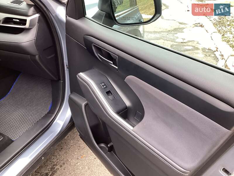 Позашляховик / Кросовер Toyota Highlander 2020 в Шишаках