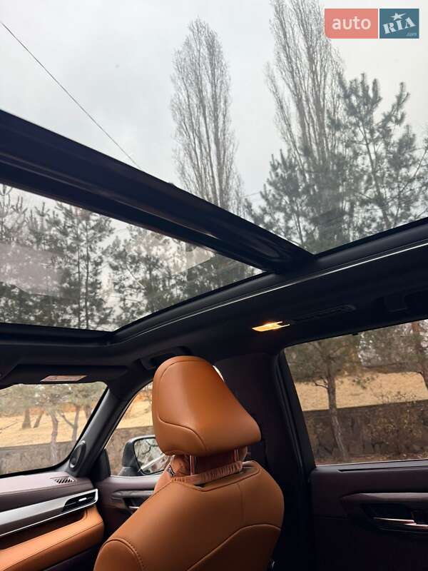 Внедорожник / Кроссовер Toyota Highlander 2021 в Кременчуге фото 5 Внедорожник / Кроссовер Toyota Highlander 2021 в Кременчуге