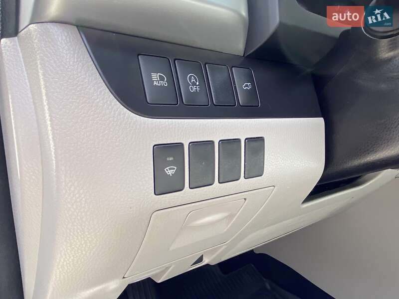 Внедорожник / Кроссовер Toyota Highlander 2018 в Киеве