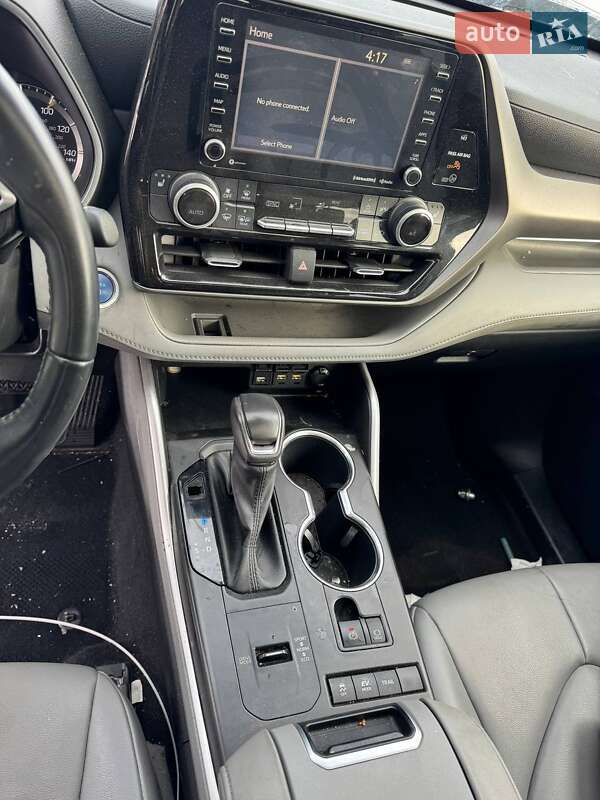 Позашляховик / Кросовер Toyota Highlander 2020 в Львові