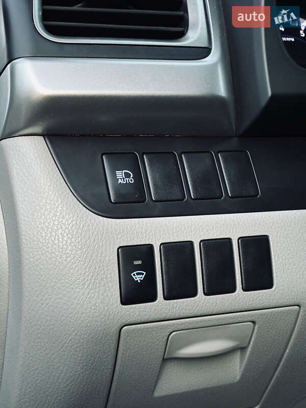 Внедорожник / Кроссовер Toyota Highlander 2017 в Днепре