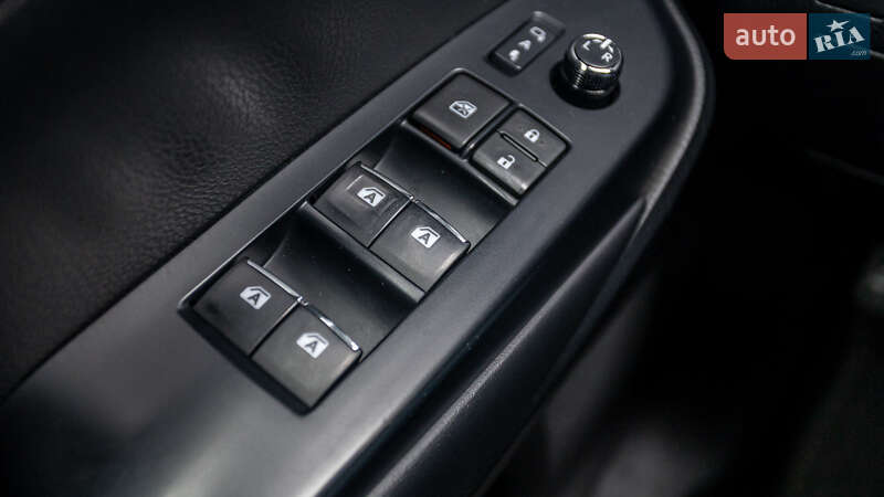 Внедорожник / Кроссовер Toyota Highlander 2019 в Днепре