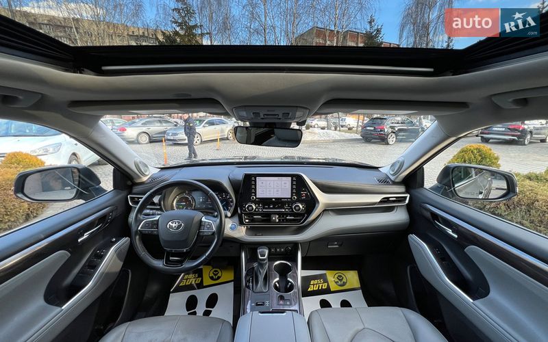 Внедорожник / Кроссовер Toyota Highlander 2020 в Львове