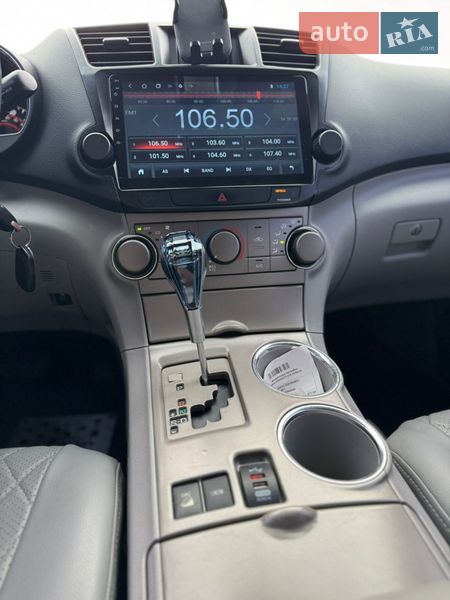 Позашляховик / Кросовер Toyota Highlander 2008 в Києві