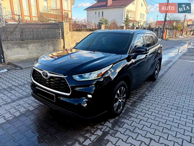Позашляховик / Кросовер Toyota Highlander 2020 в Хмельницькому