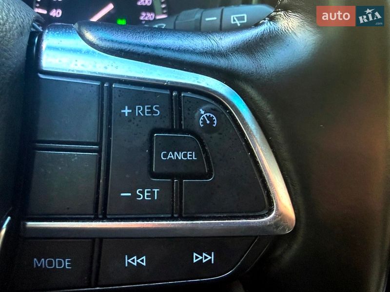 Позашляховик / Кросовер Toyota Highlander 2020 в Хмельницькому