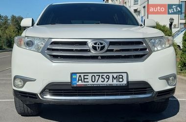 Внедорожник / Кроссовер Toyota Highlander 2011 в Ровно