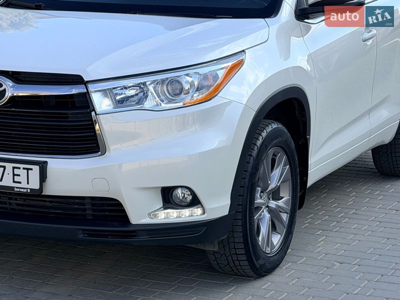 Внедорожник / Кроссовер Toyota Highlander 2014 в Одессе