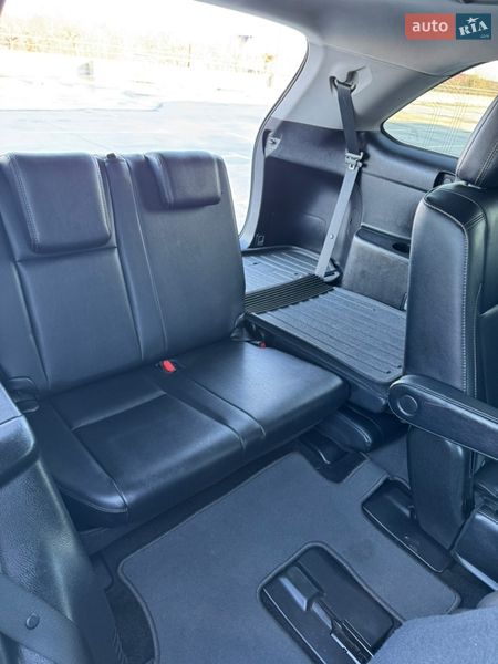 Внедорожник / Кроссовер Toyota Highlander 2016 в Киеве