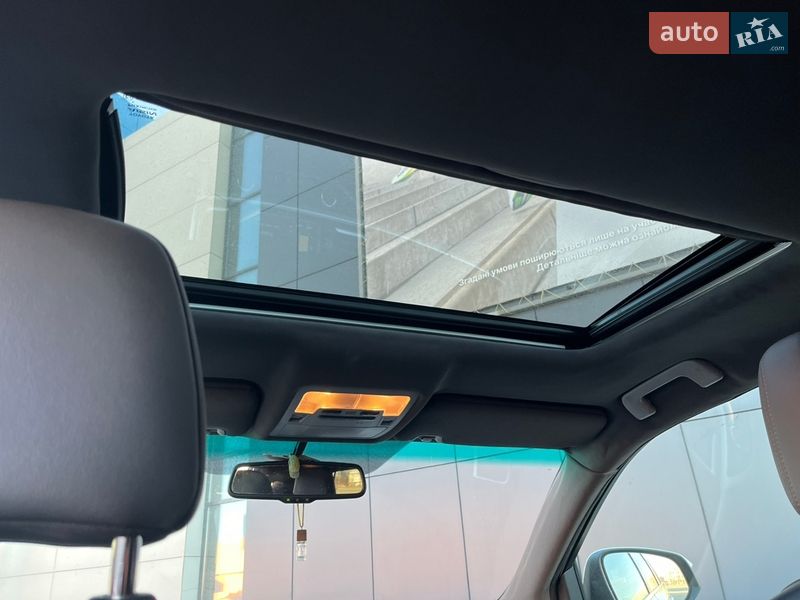 Внедорожник / Кроссовер Toyota Highlander 2014 в Киеве