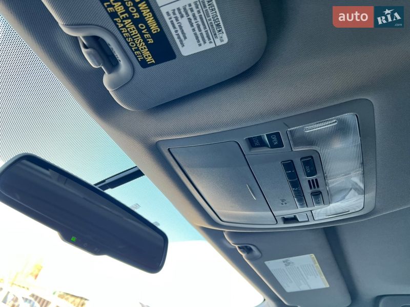 Внедорожник / Кроссовер Toyota Highlander 2016 в Николаеве