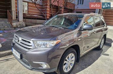 Внедорожник / Кроссовер Toyota Highlander 2011 в Киеве