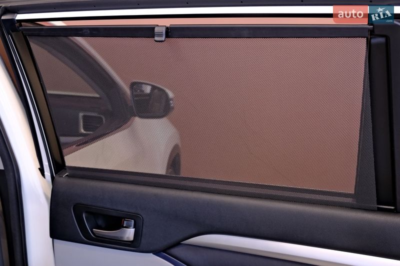 Внедорожник / Кроссовер Toyota Highlander 2017 в Одессе