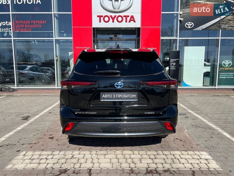 Внедорожник / Кроссовер Toyota Highlander 2024 в Виннице