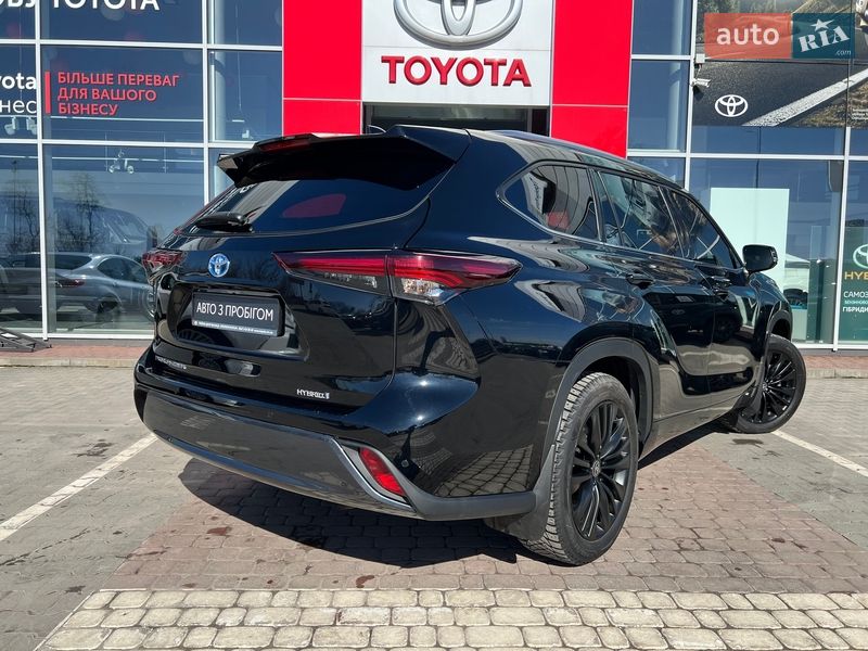 Внедорожник / Кроссовер Toyota Highlander 2024 в Виннице