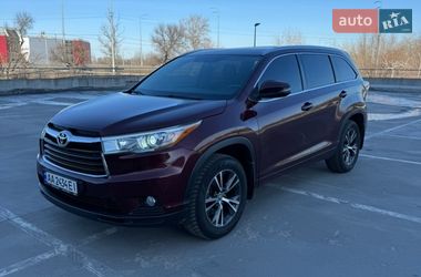 Позашляховик / Кросовер Toyota Highlander 2016 в Києві