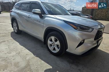 Внедорожник / Кроссовер Toyota Highlander 2021 в Николаеве