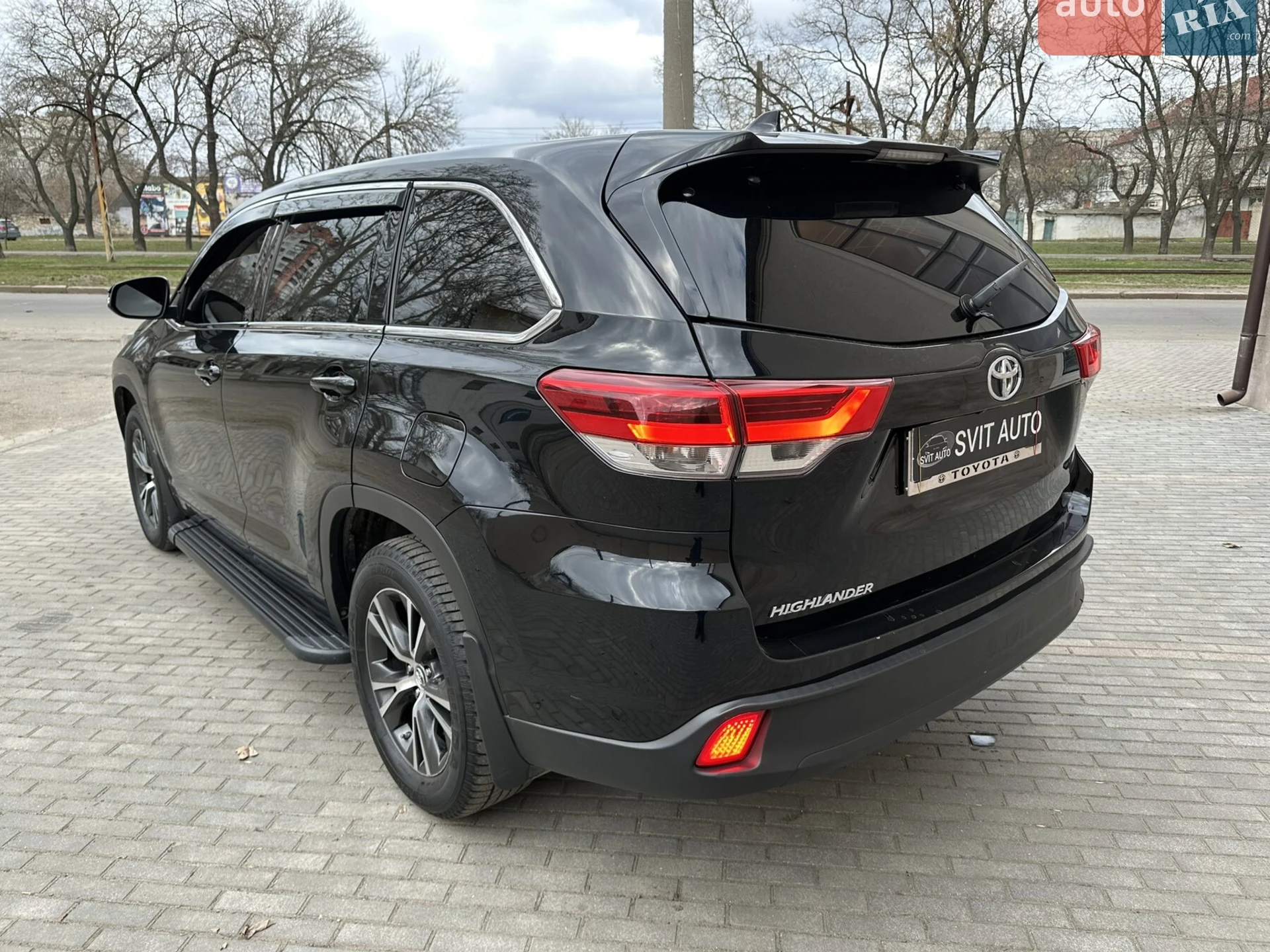 2017 Toyota Highlander - мініатюра 16