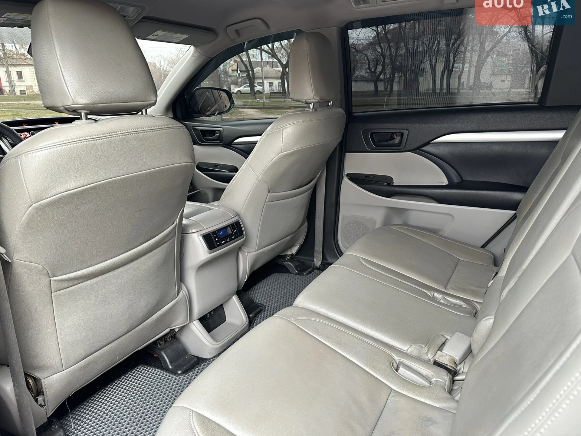 2017 Toyota Highlander - мініатюра 29