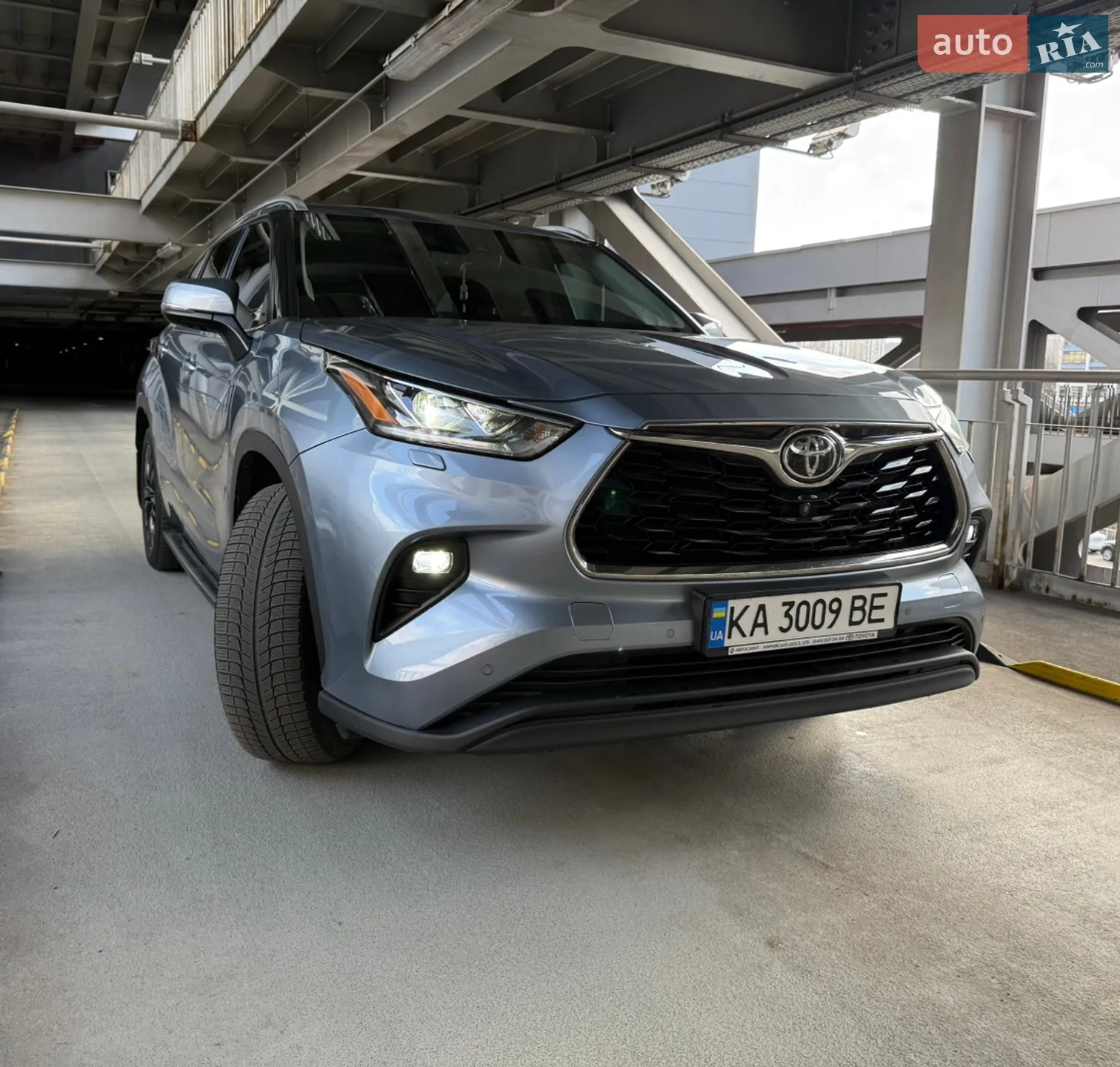 2020 Toyota Highlander - мініатюра 2