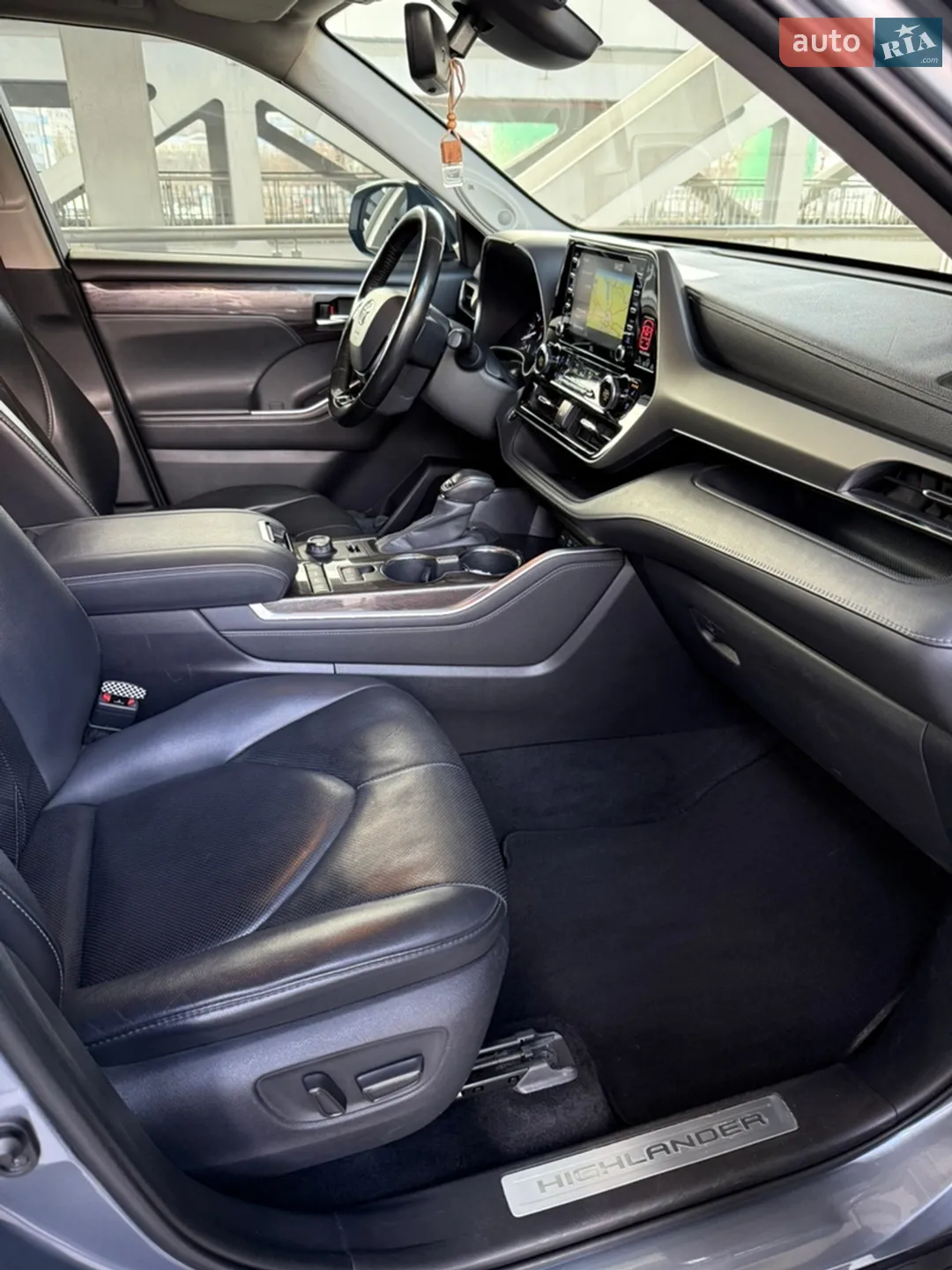 2020 Toyota Highlander - мініатюра 8