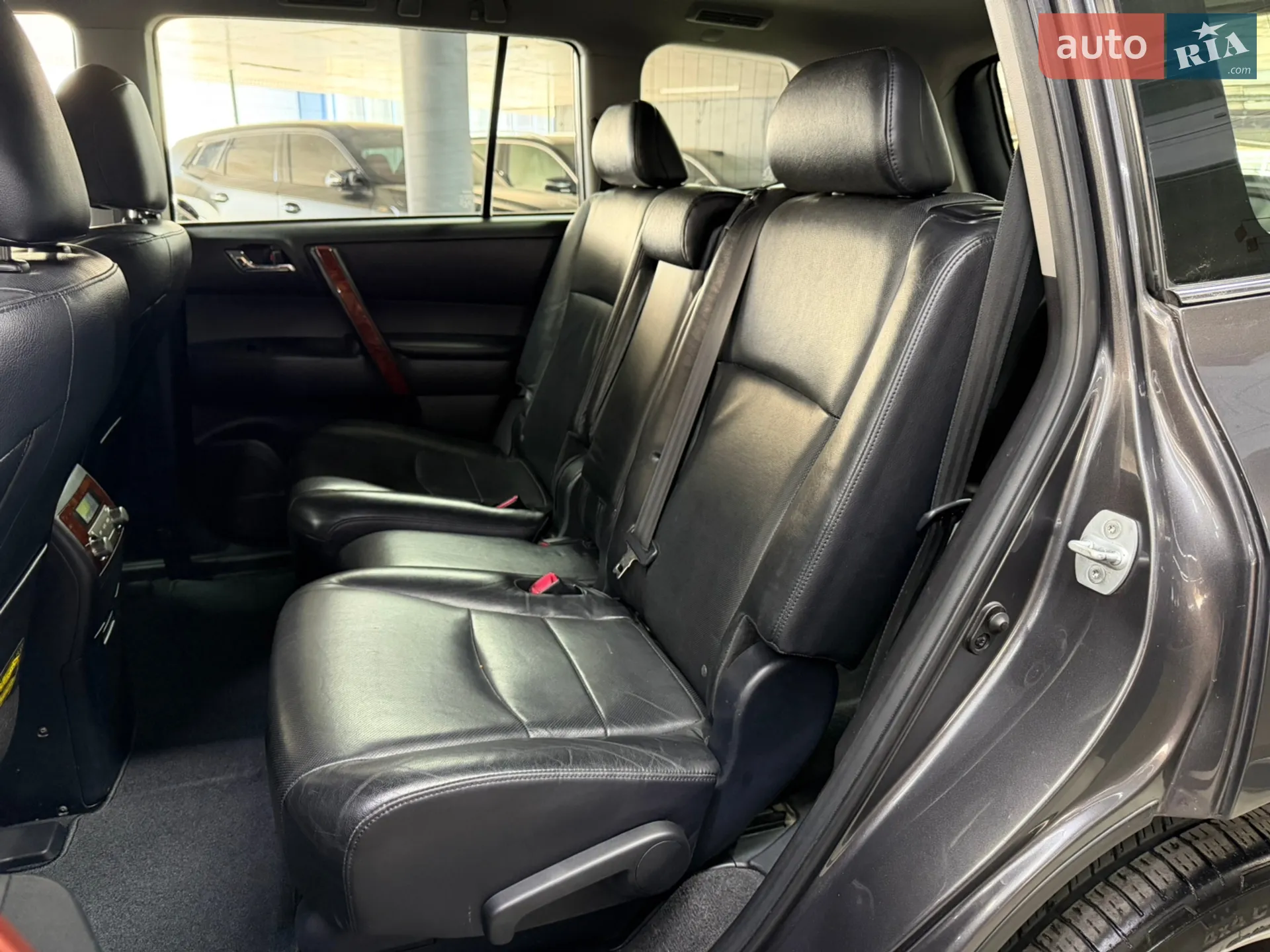 2010 Toyota Highlander - мініатюра 26