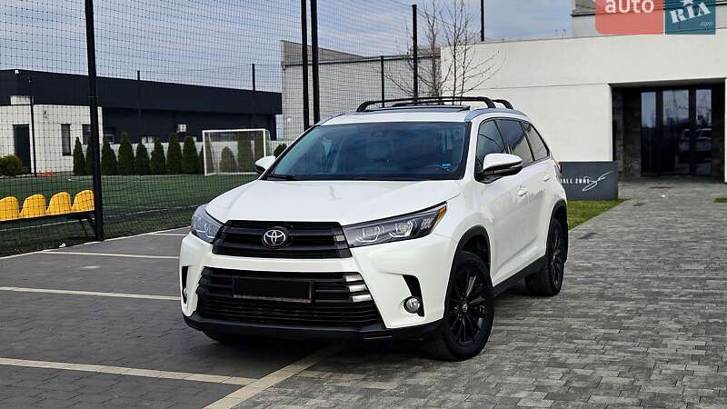 Toyota Highlander 2018