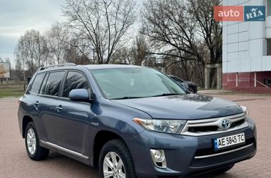 Внедорожник / Кроссовер Toyota Highlander 2013 в Львове