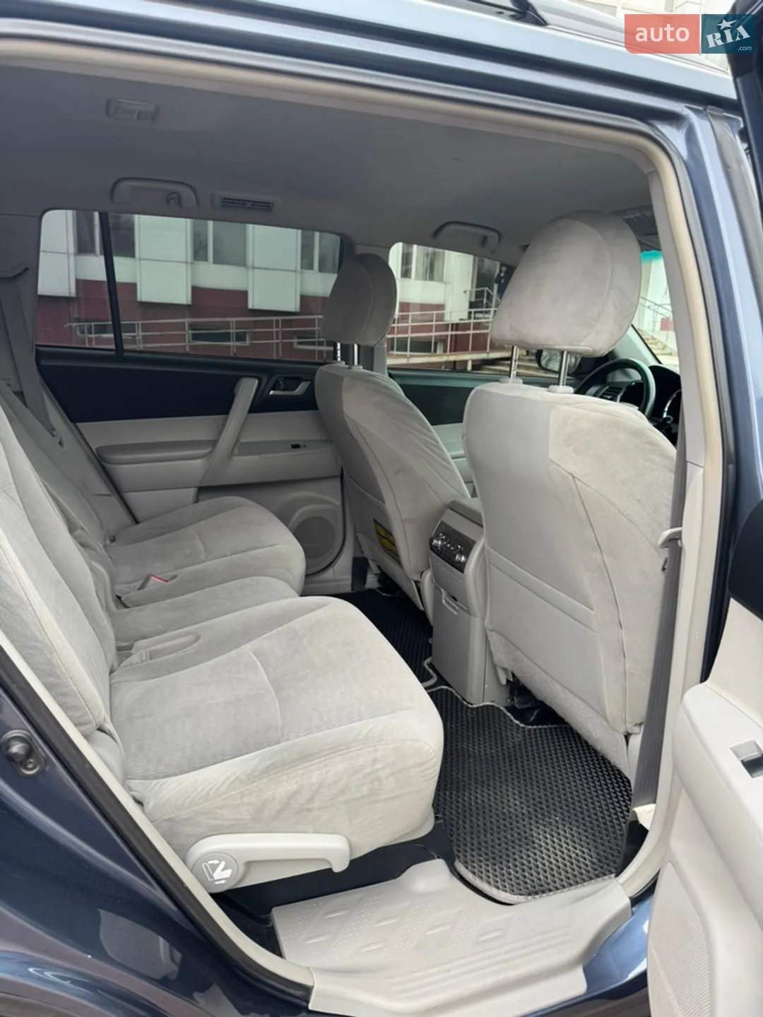 2013 Toyota Highlander - мініатюра 11