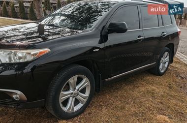 Внедорожник / Кроссовер Toyota Highlander 2011 в Черновцах