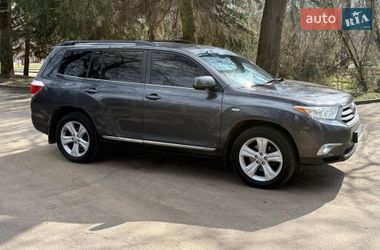 Позашляховик / Кросовер Toyota Highlander 2013 в Житомирі