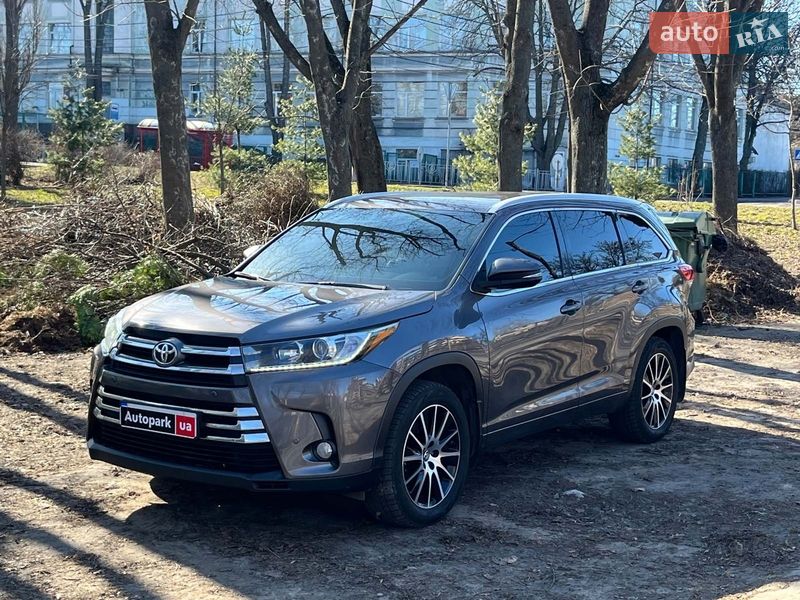 Toyota Highlander 2018