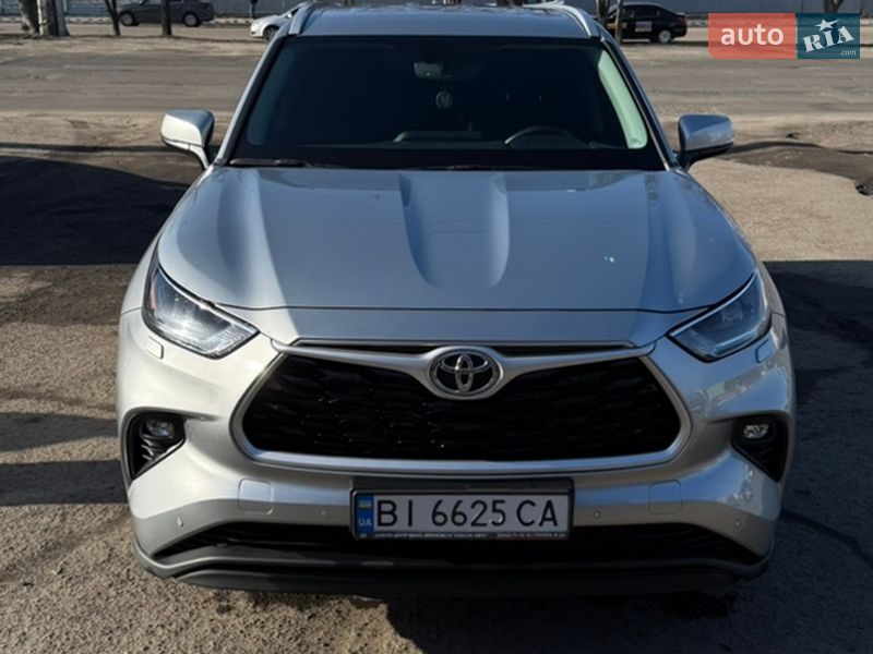 Toyota Highlander 2020