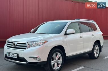 Внедорожник / Кроссовер Toyota Highlander 2013 в Киеве