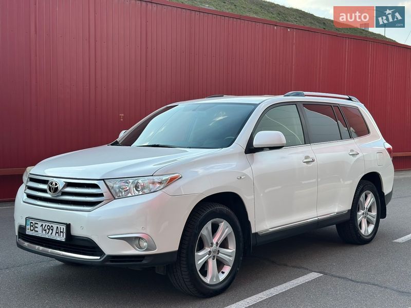 Toyota Highlander 2013