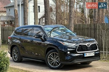 Внедорожник / Кроссовер Toyota Highlander 2020 в Киеве