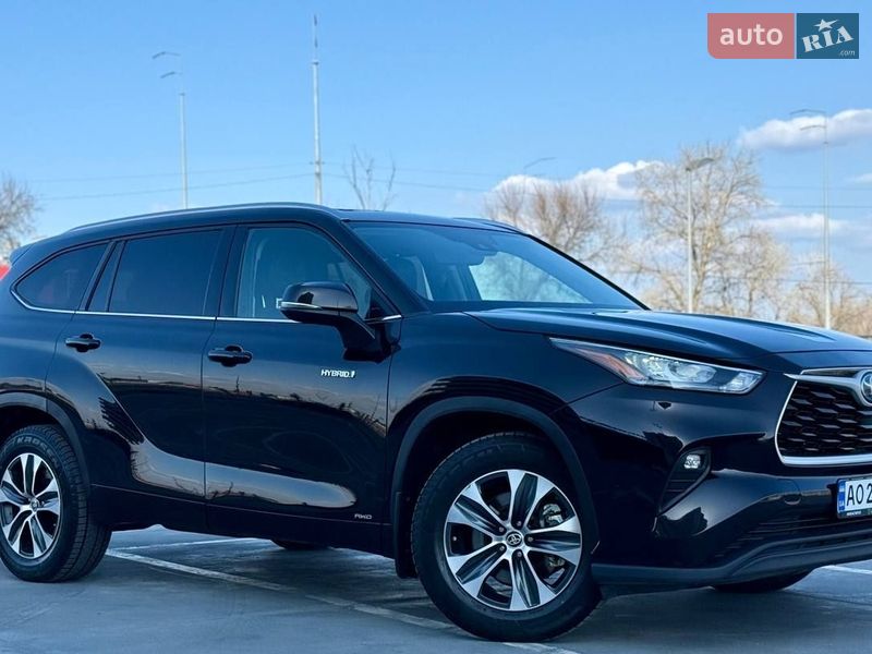 Внедорожник / Кроссовер Toyota Highlander 2020 в Киеве