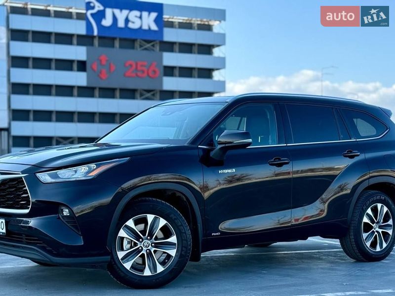 Внедорожник / Кроссовер Toyota Highlander 2020 в Киеве