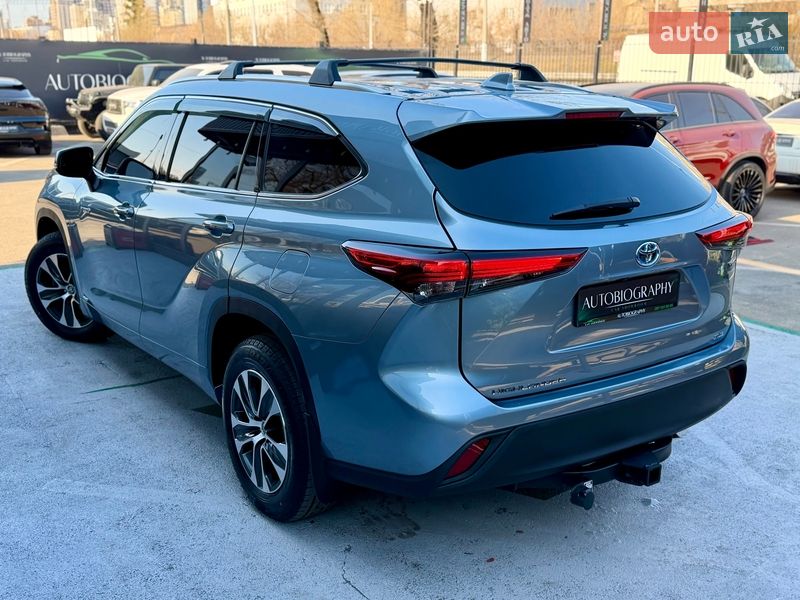 Позашляховик / Кросовер Toyota Highlander 2021 в Києві